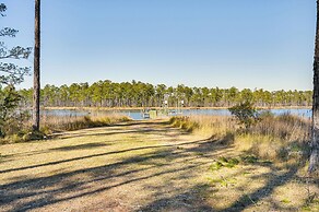 Boat Dock & Ramp: Upwind Acres Guesthouse!