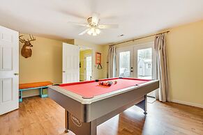Family Home w/ Game Room & Decks in Etlan!
