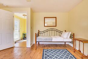 Family Home w/ Game Room & Decks in Etlan!