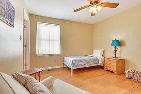 Family Home w/ Game Room & Decks in Etlan!