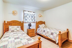 1 Mi to Dtwn Mountain View: Home w/ Deck