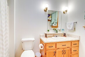 1 Mi to Dtwn Mountain View: Home w/ Deck