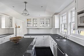 Oceanstone by Rove Estate w Pool Beach Access
