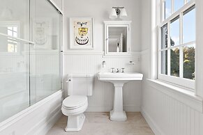 Oceanstone by Rove Estate w Pool Beach Access