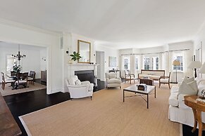 Oceanstone by Rove Estate w Pool Beach Access