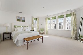 Oceanstone by Rove Estate w Pool Beach Access