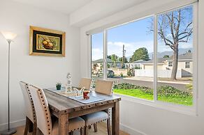 Cozy Stylish Home Spacious Fully Equipped Stay