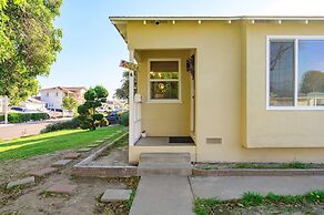 Cozy Stylish Home Spacious Fully Equipped Stay