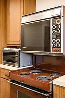 Cozy Stylish Home Spacious Fully Equipped Stay