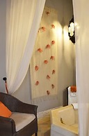 Magnificent Riad in Midina With Swimming Pool