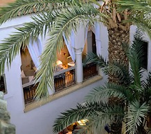 Magnificent Riad in Midina With Swimming Pool