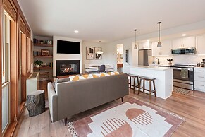 Seventh Mt 1417/1418 1 Bedroom Condo