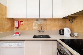 Balaia Sunshine Apartment