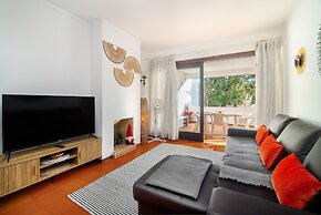 Balaia Sunshine Apartment