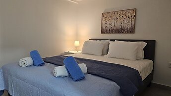 00 HA - HA DE CO D in Ayia Napa