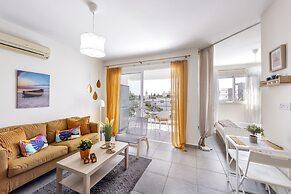 153 NIC - Stay Sunflower Delight Studio