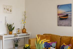 153 NIC - Stay Sunflower Delight Studio