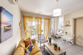 153 NIC - Stay Sunflower Delight Studio