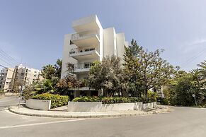 153 NIC - Stay Sunflower Delight Studio