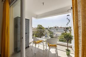 153 NIC - Stay Sunflower Delight Studio