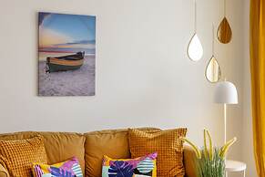 153 NIC - Stay Sunflower Delight Studio