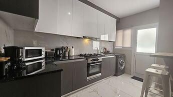 151 NIC - Stay Art Style Apartment