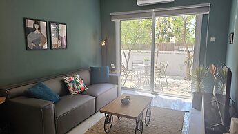 151 NIC - Stay Art Style Apartment