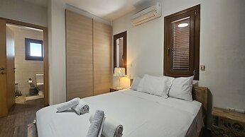 62 APH - Stay Aphrodite Hills Apartment