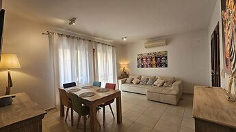 62 APH - Stay Aphrodite Hills Apartment