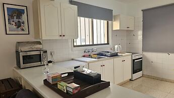 74 PRO - Stay Retro Retreat