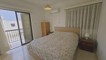 74 PRO - Stay Retro Retreat