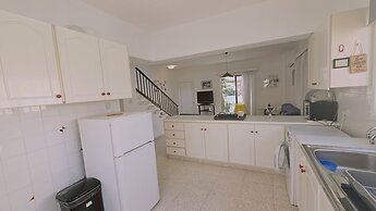 74 PRO - Stay Retro Retreat