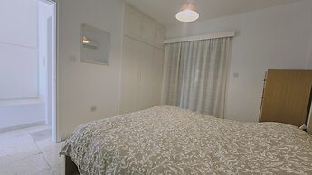 74 PRO - Stay Retro Retreat