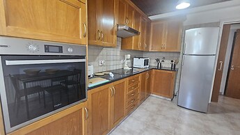 39 EGM - Stay Uptown Apartment