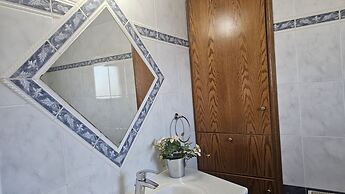 39 EGM - Stay Uptown Apartment