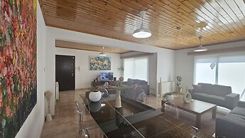 39 EGM - Stay Uptown Apartment