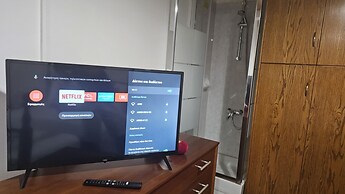 39 EGM - Stay Uptown Apartment