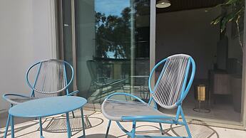 39 EGM - Stay Uptown Apartment