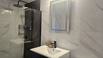 38 LCA - Stay Van Gogh Apartment