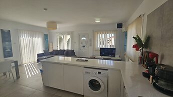 55 ATH - Stay Villa Harsha