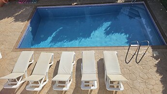 55 ATH - Stay Villa Harsha