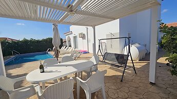 55 ATH - Stay Villa Harsha