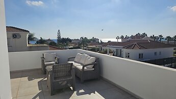 55 ATH - Stay Villa Harsha