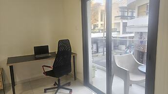 12 LCA - Stay Finibreeze Apartment