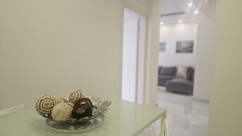 12 LCA - Stay Finibreeze Apartment