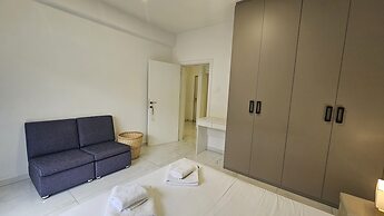 12 LCA - Stay Finibreeze Apartment