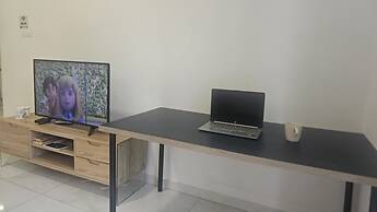 12 LCA - Stay Finibreeze Apartment