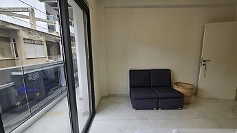 12 LCA - Stay Finibreeze Apartment