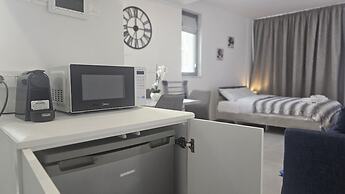 86 LCA - Stay Mackenzie Beach Luxurious Studio