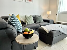 60 KAP - Stay Chromata Lagoon Apartment